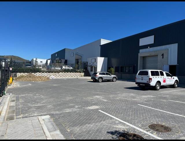 INDUSTRIAL PROPERTY TO RENT IN ATLANTIC HILLS